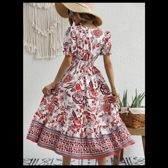 Boho Bohemian Gypsy Floral Print Puff Sleeve Surplice Neck Dress - Picture 2 of 7